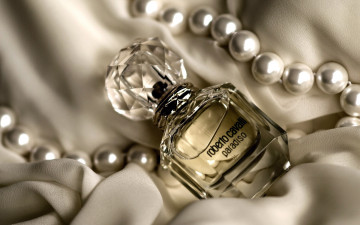 обоя бренды, roberto cavalli, духи, флакон, бусы, жемчуг