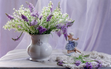 Картинка цветы букеты +композиции статуэтка букет