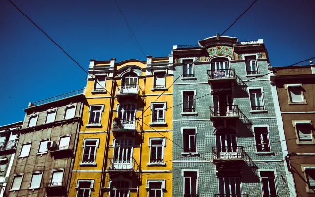 Обои картинки фото города, лиссабон , португалия, дома