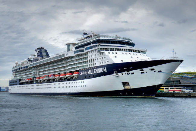 Обои картинки фото корабли, лайнеры, лайнер, круиз