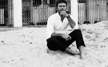 Картинка мужчины scott+eastwood монохром