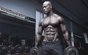 Картинка спорт body+building мужчина мышцы бодибилдер тренировки тренажерный зал бицепс гантели