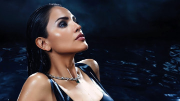 Картинка девушки eiza+gonzalez брюнетка лицо ожерелье вода