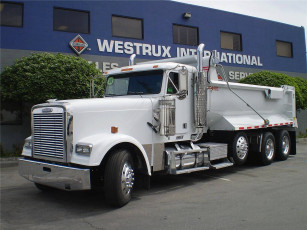Картинка автомобили freightliner