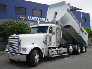 Картинка автомобили freightliner