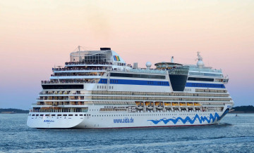 Картинка aida+diva корабли лайнеры круиз причал лайнер океанский