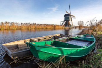 Картинка корабли лодки +шлюпки камыши мельница река