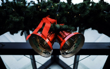 Картинка праздничные колокольчики лента бант гирлянда