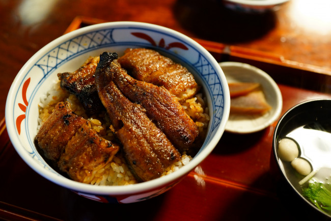 Обои картинки фото еда, рыба,  морепродукты,  суши,  роллы, снедь