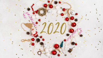 Картинка праздничные украшения шарики санта игрушки дата