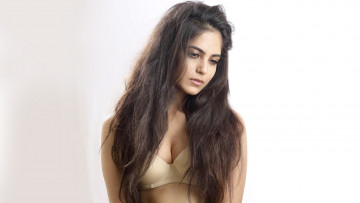 Картинка naina+ganguly девушки naina ganguly портрет лицо bollywood индия причёска кино актриса девушка модель брюнетка красотка красавица флирт стройная фигура сексуальная секси поза взгляд макияж