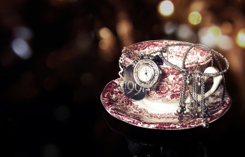 Картинка разное украшения +аксессуары +веера часы браслет чашка блюдце