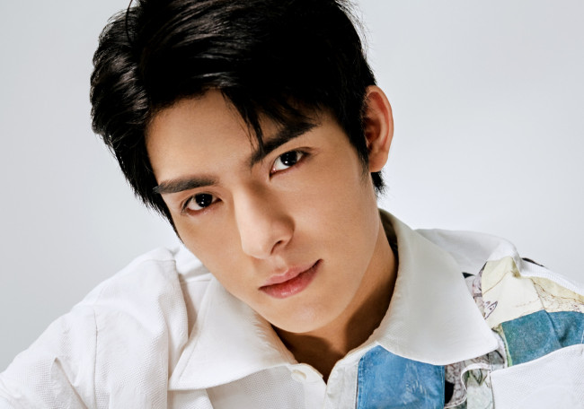 Обои картинки фото 28, 06, 2022, мужчины, wang hao xuan, ван, хао, сюань