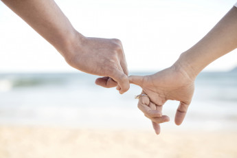 Картинка разное руки чувства