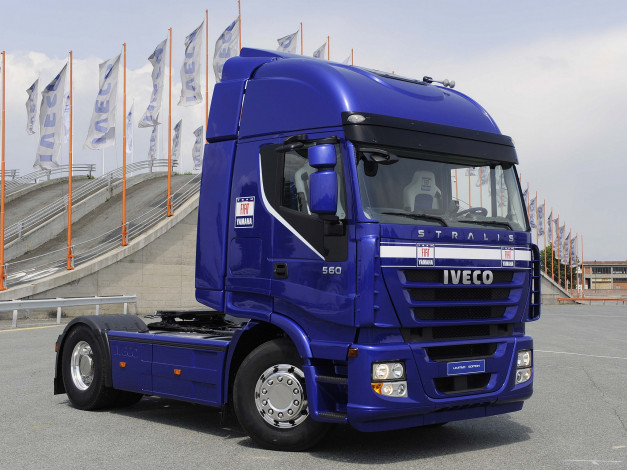 Обои картинки фото автомобили, iveco, fiat, 4x2, es, 560, stralis