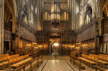 Картинка интерьер убранство +роспись+храма храм