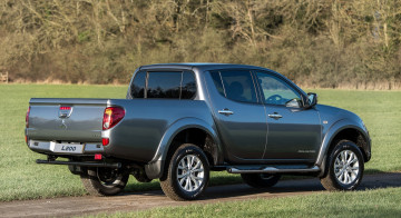 Картинка автомобили mitsubishi l200 challenger 2015г темный