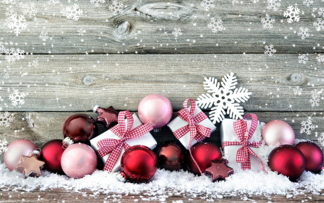 Обои картинки фото праздничные, подарки и коробочки, подарки, доски, коробки, снежинки, шары, снег