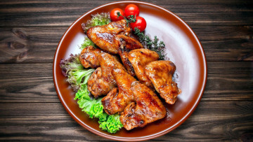 Картинка еда мясные+блюда крылышки куриные томаты помидоры