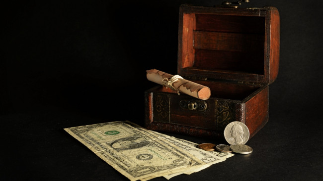 Обои картинки фото разное, золото,  купюры,  монеты, шатулка, свиток, деньги, доллары, центы