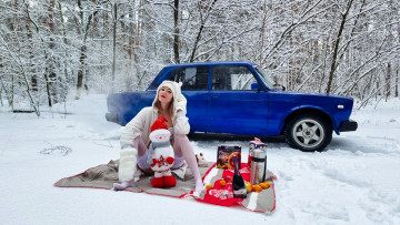 Картинка автомобили -авто+с+девушками lada 2107