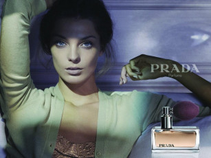 Картинка бренды prada