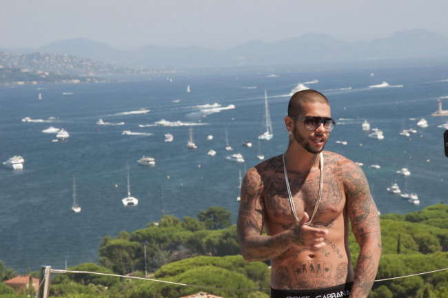 Обои картинки фото музыка, тимати, море, тату, рэп