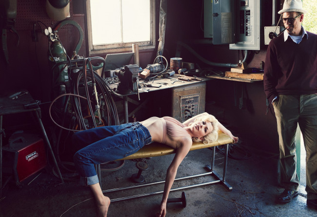 Обои картинки фото my, week, with, marilyn, кино, фильмы, монро, джинсы