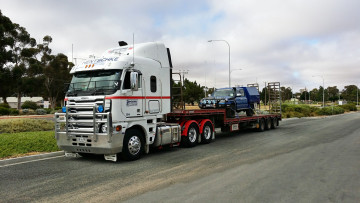 Картинка freightliner автомобили сша тяжелые llc тягачи america north trucks daimler
