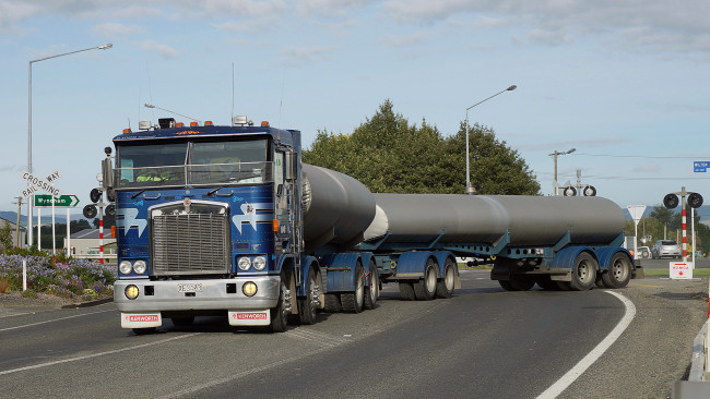 Обои картинки фото kenworth, автомобили, truck, автобусы, сша, company