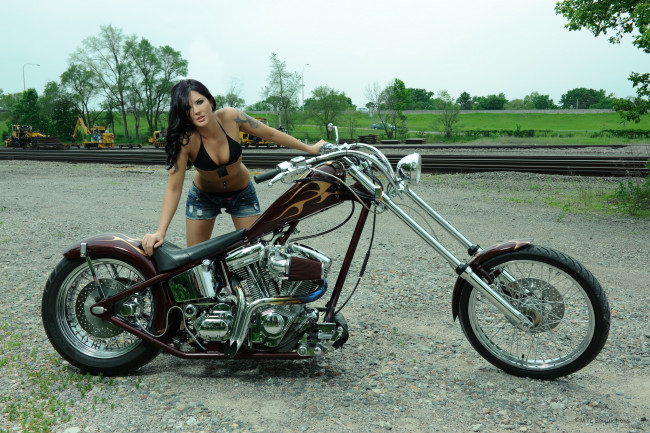 Обои картинки фото мотоциклы, мото с девушкой, байк, девица