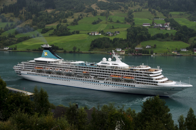 Обои картинки фото artania, корабли, лайнеры, круиз, лайнер