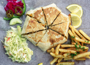 Картинка еда пироги фри картофель пирог лимон мясной салат
