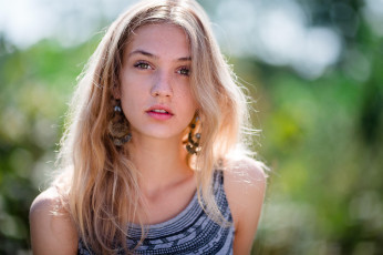 Картинка девушки -unsort+ лица +портреты серьги лицо блондинка веснушки майка