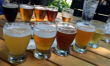 Картинка еда напитки +пиво пиво бокалы ассорти пена