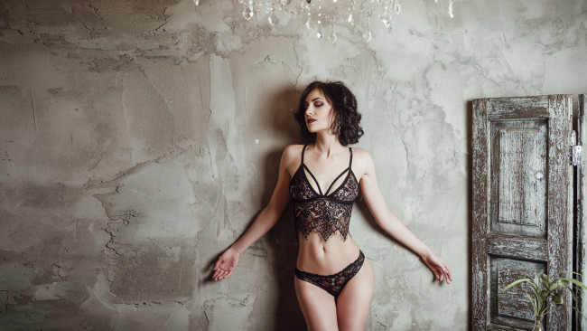 Обои картинки фото девушка, девушки, -unsort , брюнетки, темноволосые, модель