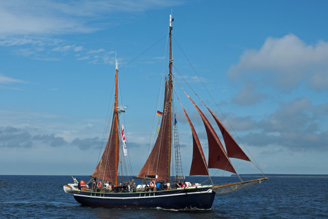 Обои картинки фото корабли, парусники, паруса, мачты