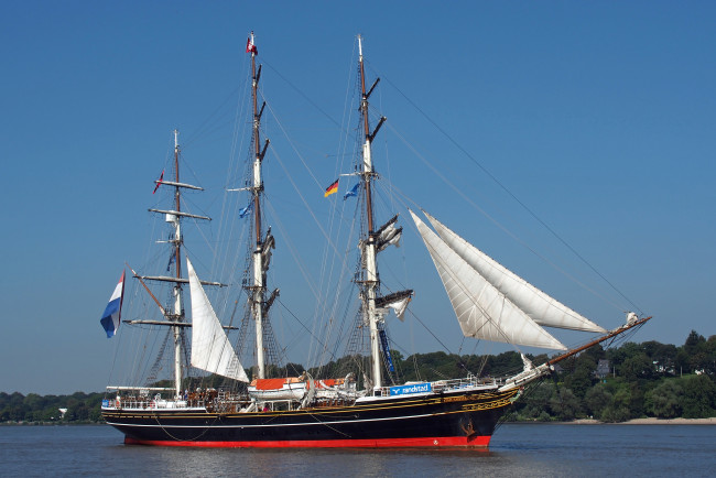 Обои картинки фото корабли, парусники, паруса, мачты