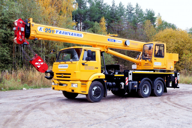 Обои картинки фото техника, краны, kamaz