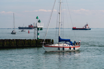 обоя корабли, разные вместе, море, яхты, грузовые, суда