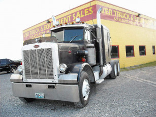 Картинка автомобили peterbilt