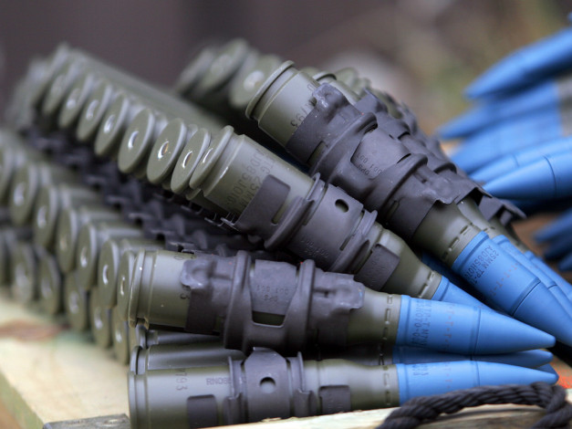 Обои картинки фото оружие, пулимагазины