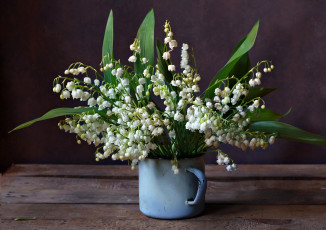 Картинка цветы ландыши букетик кружка