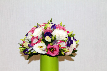 Картинка цветы эустома букет