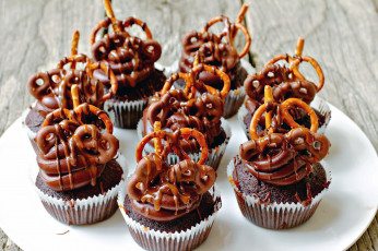 Картинка еда пирожные +кексы +печенье печенье крем кекс