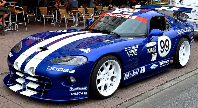 Обои картинки фото автомобили, выставки и уличные фото, viper, dodge