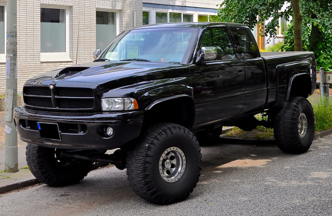 Обои картинки фото автомобили, выставки и уличные фото, dodge