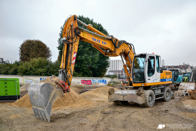 Обои картинки фото liebherr a 904 litronic, техника, экскаваторы, колесный, экскаватор, самоходный