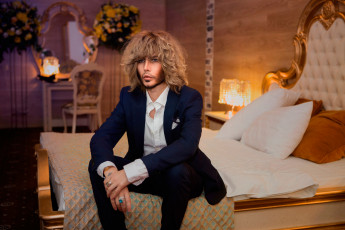 Картинка мужчины сергей+зверев причёска портрет