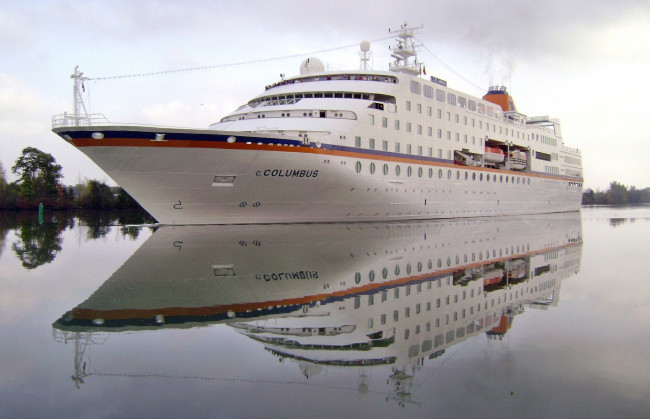 Обои картинки фото columbus, корабли, лайнеры, круиз, лайнер